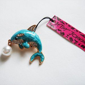 NWT BETSEY JOHNSON CUTE  TINY DOLPHIN BROOCH